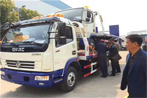 科尔沁左翼中旗汽车道路救援拖车价格